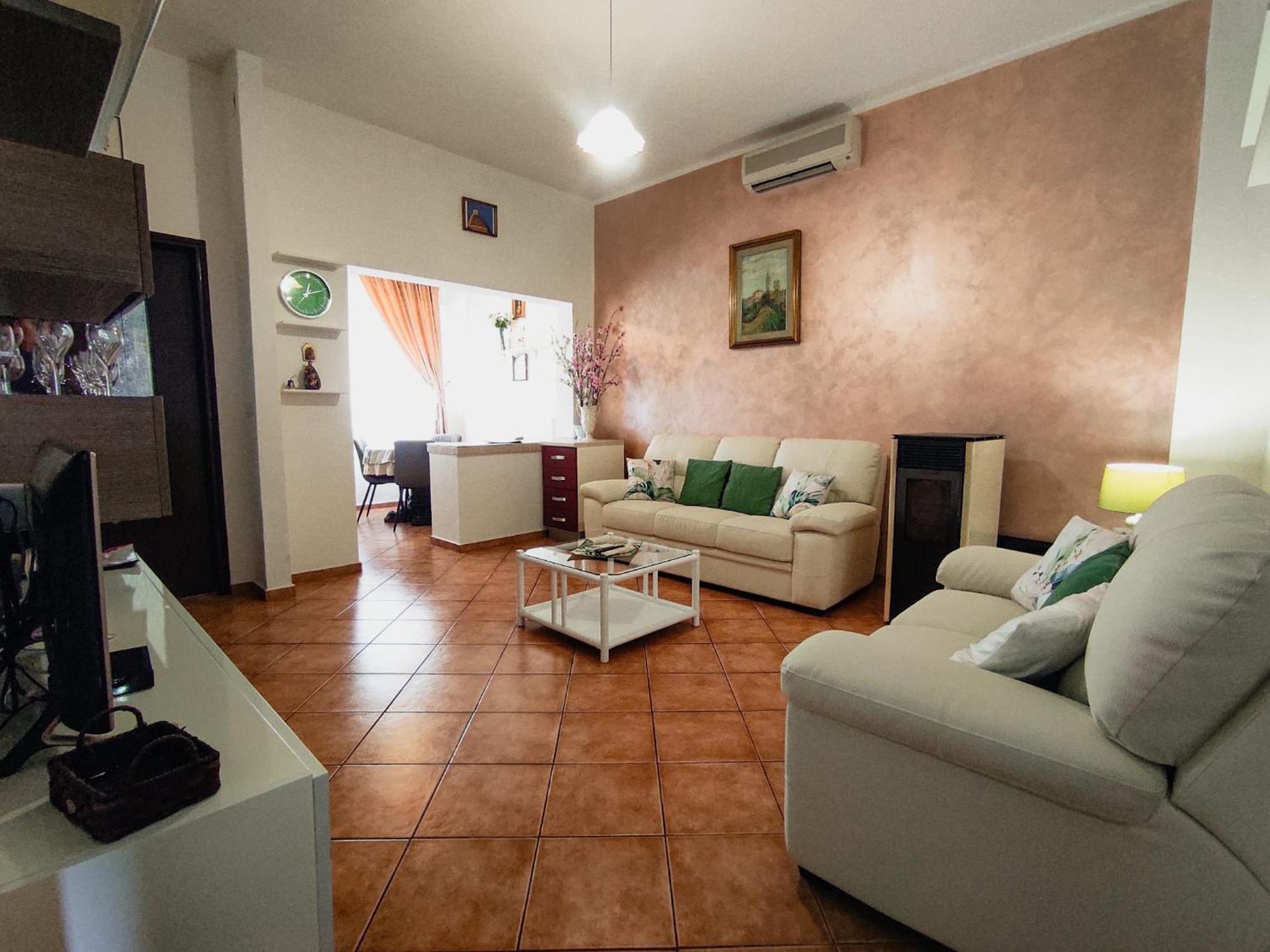 Ferienwohnung Casa Giulia Al Centro Di Olbia Codice Iun P4011 Exterior foto